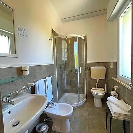 Liliana Hotel