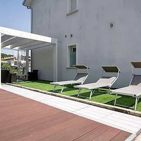 Liliana Hotel